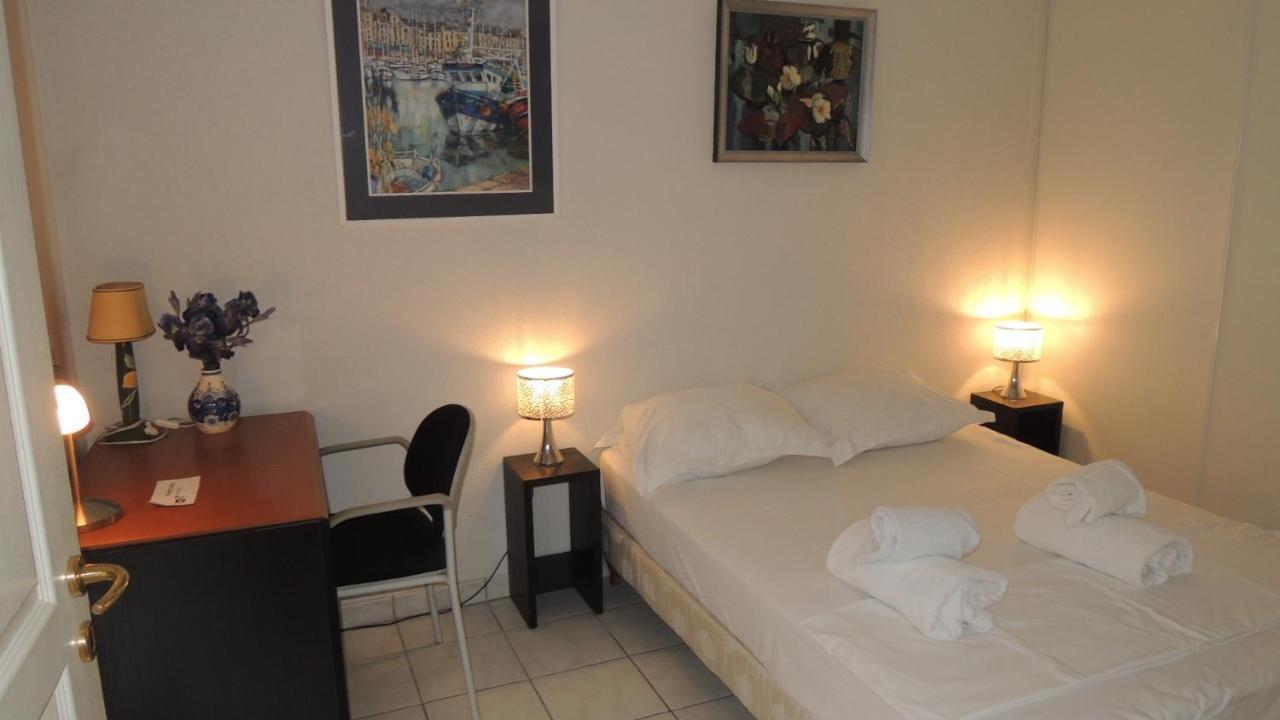 Cannes Palazzio Buitenkant foto