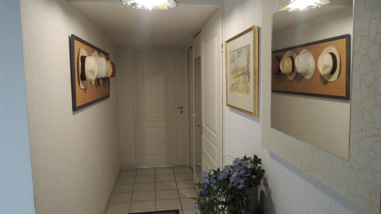 Cannes Palazzio Buitenkant foto