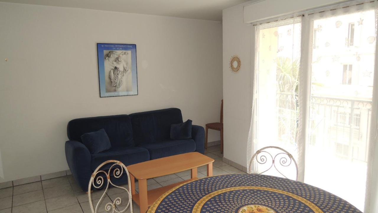 Cannes Palazzio Buitenkant foto